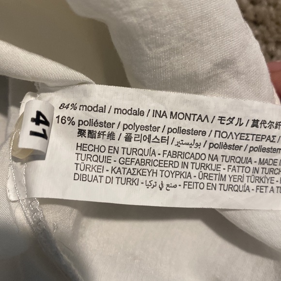 COPY - Zara Rouched White button up shirt - Picture 3 of 4